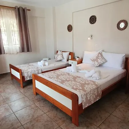 House Kiriaki Aparthotel