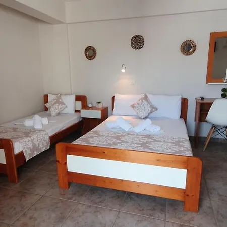 House Kiriaki Aparthotel