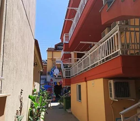 House Kiriaki Апарт-отель Сарти